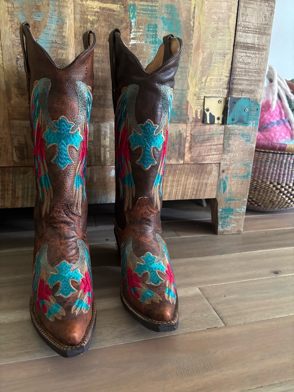 Tanner Mark Leather Cross Boots NWOT - Picture 3 of 8